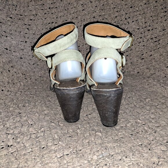 FIORENTINI & BAKER-Light Green Suede-Dbl Buckle-Heeled Sandals-Sz 38-Excellent - Picture 5 of 7